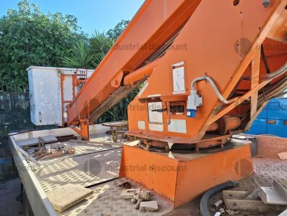4#9329 Autocarro Iveco