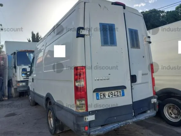 5#9138 Autocarro Iveco Daily