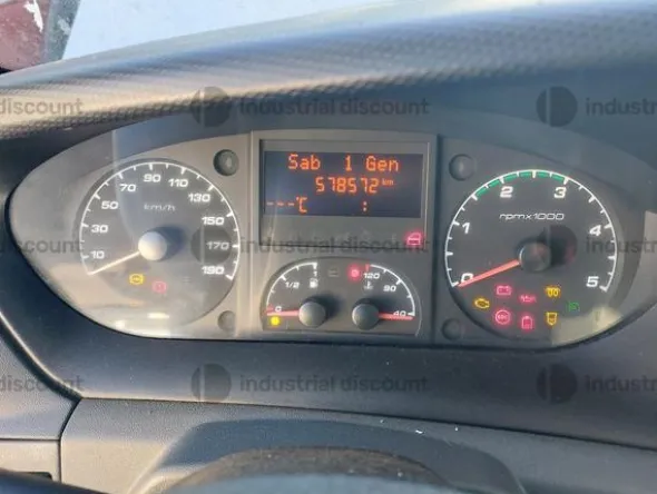 5#9138 Autocarro Iveco Daily