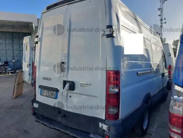 3#9138 Autocarro Iveco Daily
