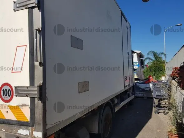 4#9594 Autocarro Iveco 100 E18