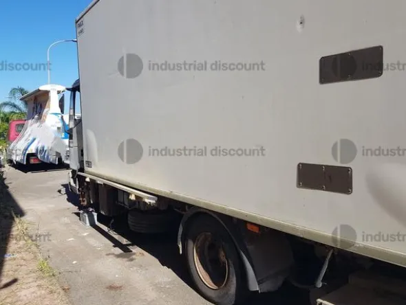 4#9594 Autocarro Iveco 100 E18