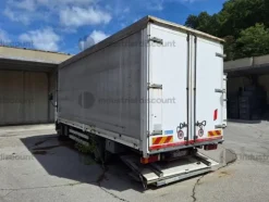 772#9433 Autocarro Iveco 120E18