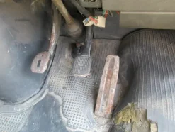 7#3441 Autocarro Iveco 30E8 35A