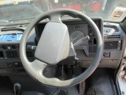 7#3441 Autocarro Iveco 30E8 35A