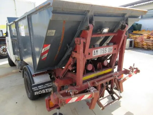 7#3441 Autocarro Iveco 30E8 35A