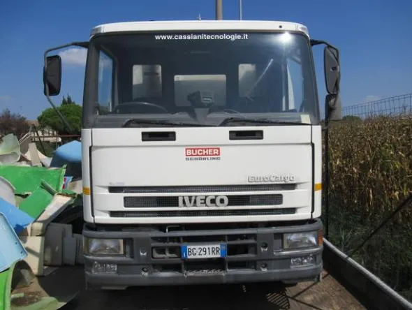 9#3441 Autocarro Iveco 150E18KA