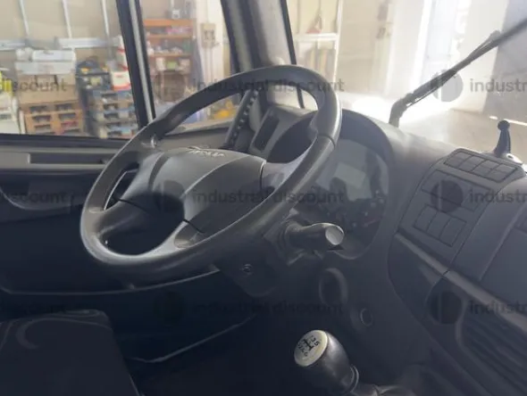 1#9965 Autocarro Iveco Eurocargo