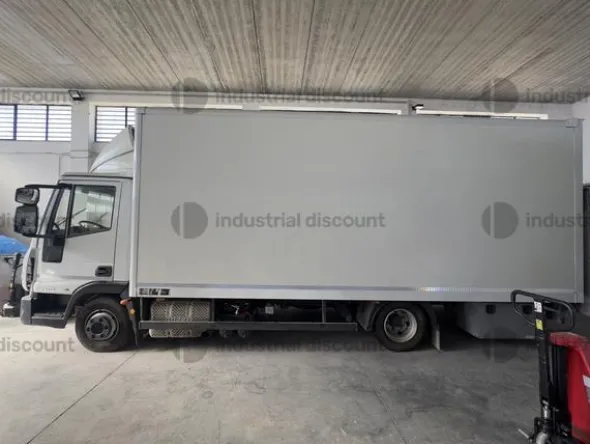 1#9965 Autocarro Iveco Eurocargo