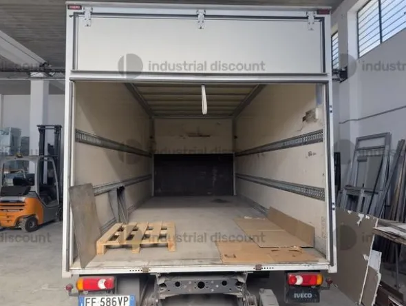 2#9965 Autocarro Iveco Eurocargo
