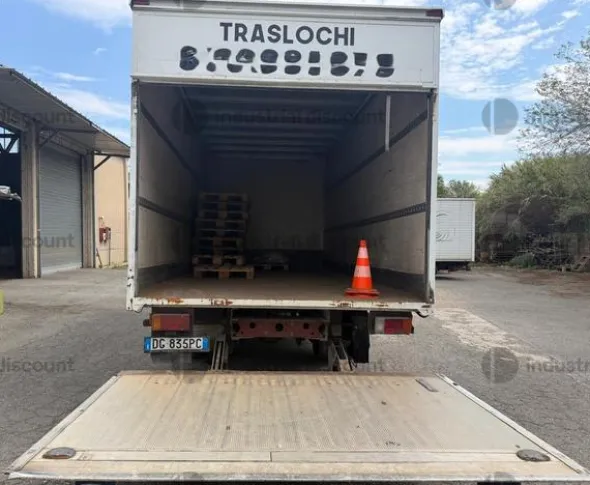 1#10083 Autocarro Iveco Eurocargo 75E15