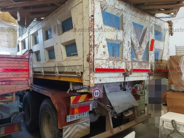 60#8980 Autocarro Iveco Magirus380E