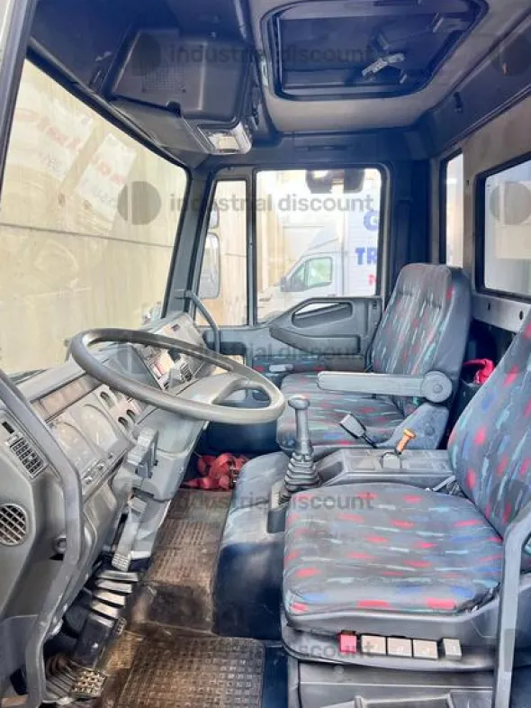 2#9051 Autocarro Iveco ML 75 E 15