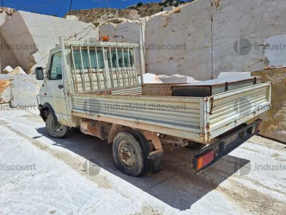 15#10255 Autocarro Iveco TurboDaily