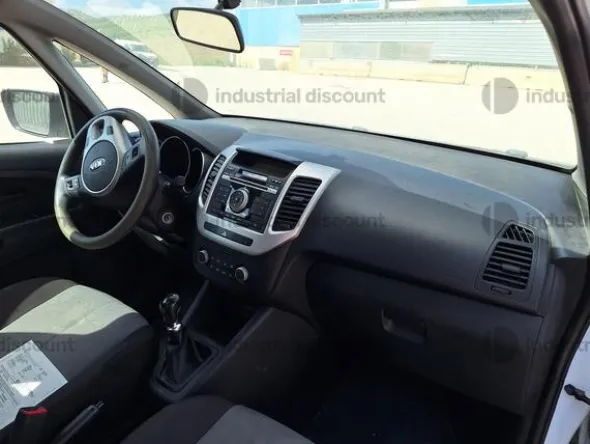 5#9410 Autocarro Kia Venga