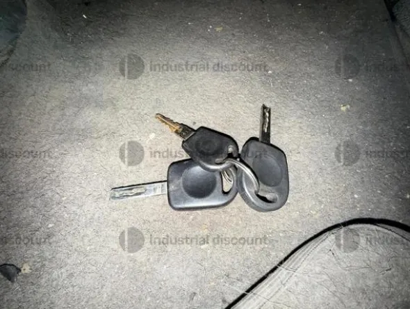 1#9707 Autocarro Man