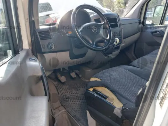 10#9138 Autocarro Mercedes
