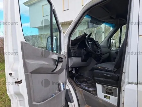 32#8846 Autocarro Mercedes Benz Sprinter