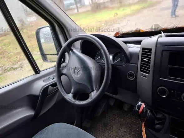 37#10047 Autocarro Mercedes Benz Sprinter