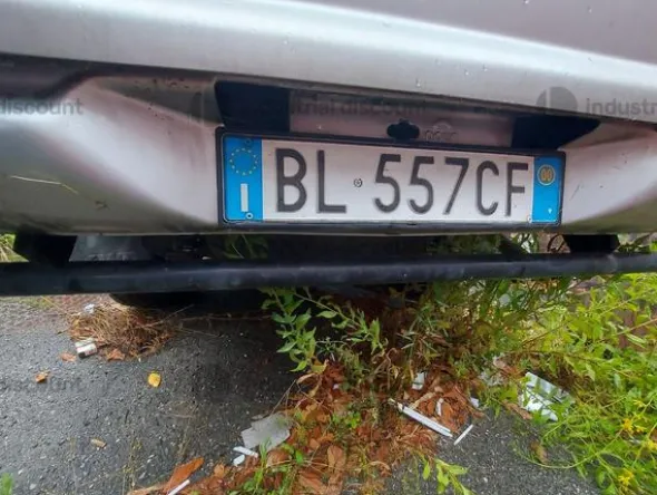 54#8980 Autocarro Mitsubishi PK L200