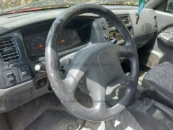 54#8980 Autocarro Mitsubishi PK L200