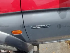 54#8980 Autocarro Mitsubishi PK L200