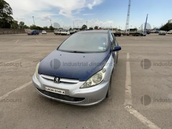33#8816 Autocarro Peugeot 307