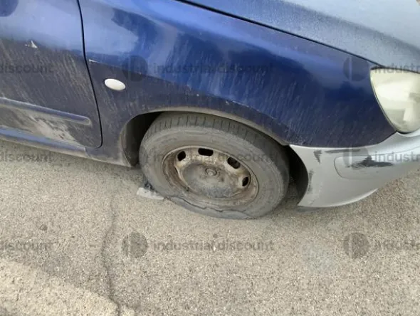 33#8816 Autocarro Peugeot 307