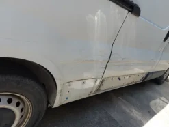 43#7915 Autocarro Renault