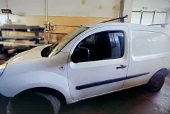 23#7327 Autocarro Renault Kangoo