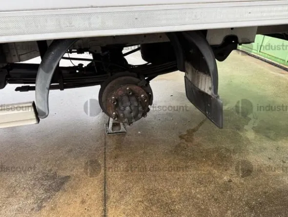 7#9826 Autocarro Renault Master