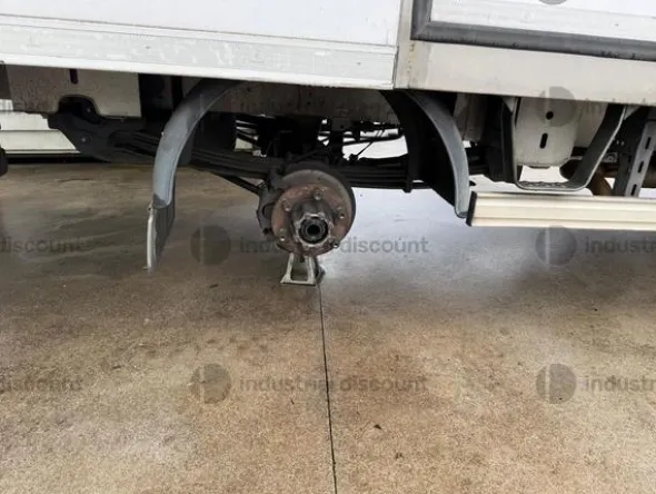 7#9826 Autocarro Renault Master