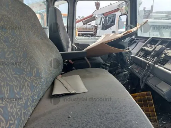 7#9578 Autocarro Renault Midliner