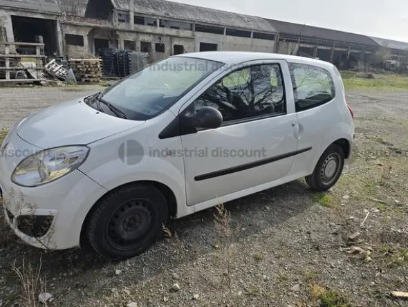 4#10282 Autocarro Renault Twingo