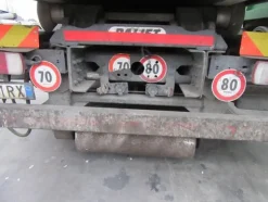 35#3561 Autocarro Scania P 400
