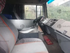 27#9987 Autocarro Volvo