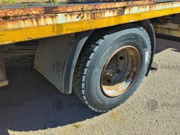 6#10019 Autocarro Volvo