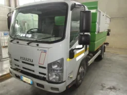 71#3561 Autocompattatore Isuzu M 50 Evolution