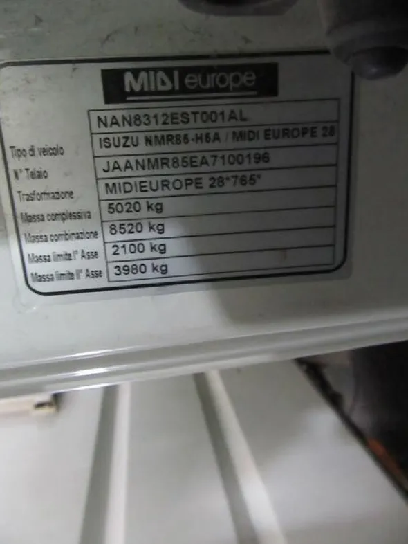 84#3561 Autocompattatore Isuzu M 50 Evolution