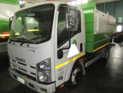 77#3561 Autocompattatore Isuzu M 50Evolution