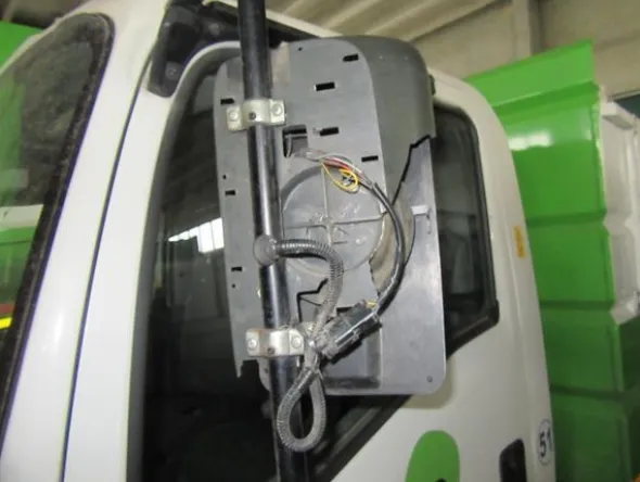 77#3561 Autocompattatore Isuzu M 50Evolution