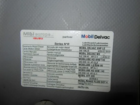 77#3561 Autocompattatore Isuzu M 50Evolution