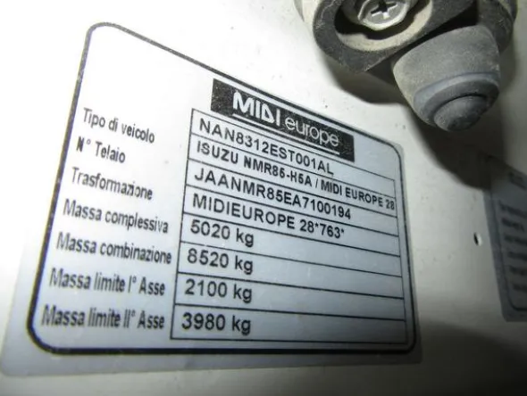 70#3561 Autocompattatore Isuzu M 50 Evolution