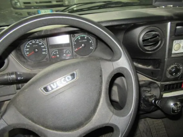 79#3561 Autocompattatore Iveco 35C 11