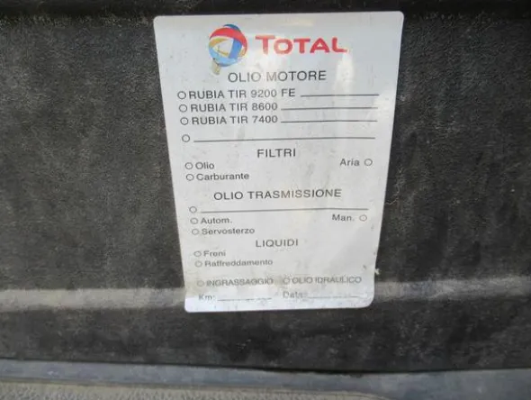 46#3561 Autocompattatore Iveco 35 C11A