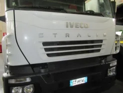 39#3561 Autocompattatore Iveco Magirus Stralis