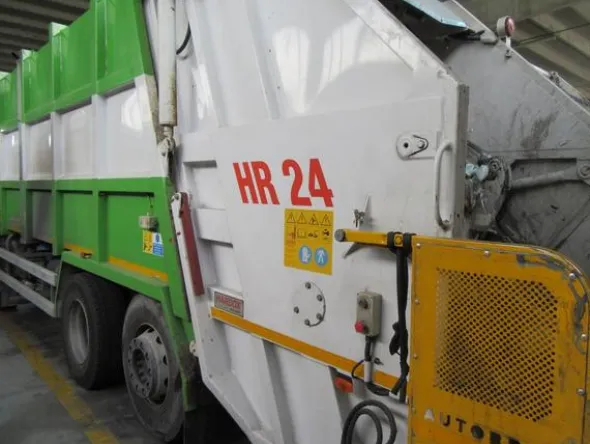 26#3561 Autocompattatore Iveco Magirus Stralis