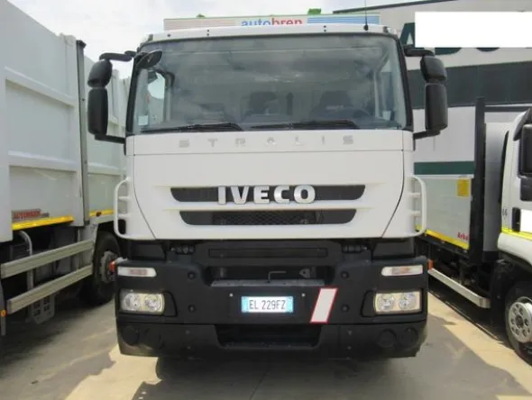 31#3561 Autocompattatore Iveco Magirus Stralis