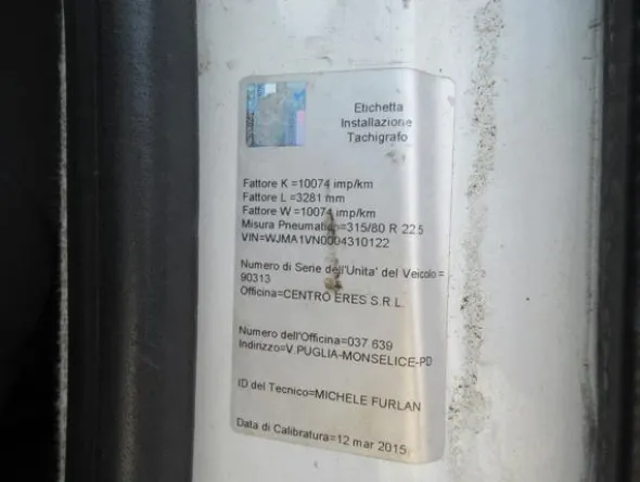37#3561 Autocompattatore Iveco Magirus Stralis