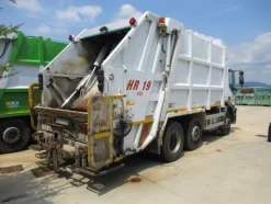 37#3561 Autocompattatore Iveco Magirus Stralis